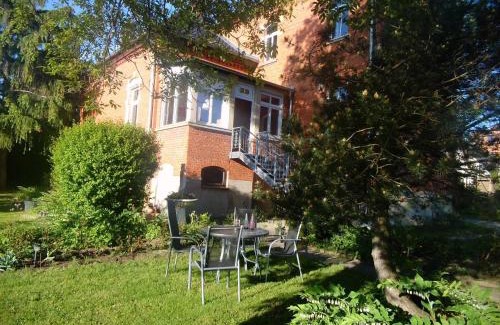 Blankenburg Apartment | Cozy Ferienwohnung Markert: Pet-Friendly Retreat Awaits