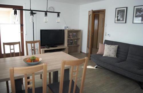 Seibranz Apartment | Ferienwohnung Marquardt