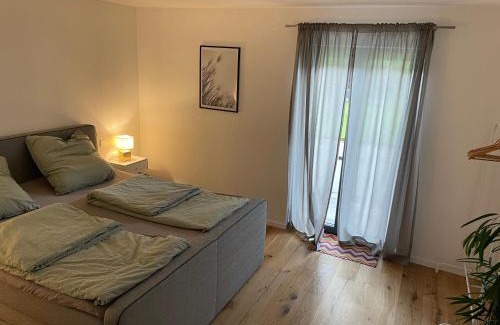 Traunreut Apartment | Oceanfront Ferienwohnung Matzing - Guest Rated 9.5/10