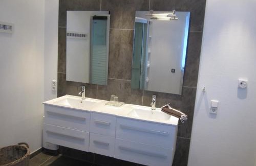 Xanten Apartment | Child-Friendly Escape at Ferienwohnung Mauritiusstraße