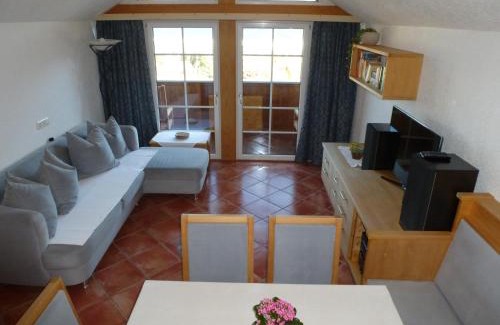 Lienz Apartment | Cozy Ferienwohnung Mayr - Guest Rated 9.9 Near Family Fun