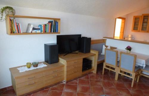 Lienz Apartment | Cozy Ferienwohnung Mayr - Guest Rated 9.9 Near Family Fun