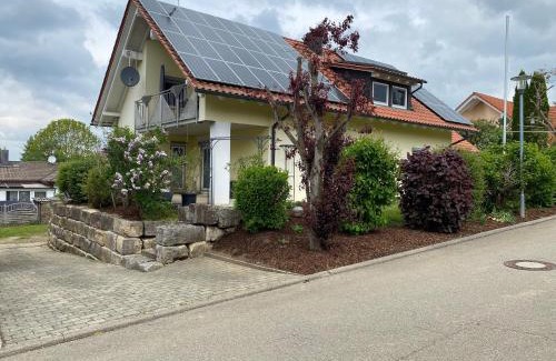 Heiligenberg Apartment | Oceanfront Retreat: Ferienwohnung Meßmer with Terrace