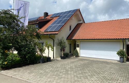 Heiligenberg Apartment | Oceanfront Retreat: Ferienwohnung Meßmer with Terrace