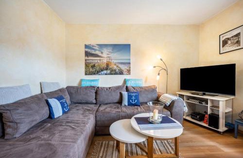 Brenkenhagen Apartment | Pet-Friendly Retreat at Ferienwohnung Meeresbrise