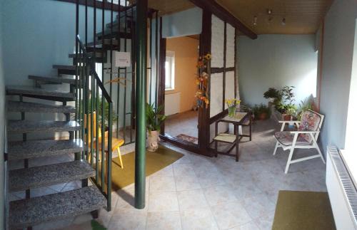 Großlobichau Apartment | Family-Friendly Stay at Ferienwohnung Mehlberg, Rated 7.8/10