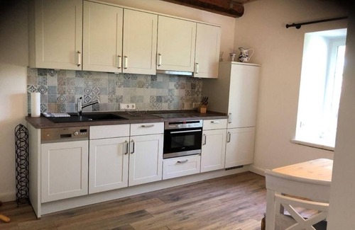 Katingsiel Cottage | Ocean View Retreat: Ferienwohnung Merle, Germany - Guest Rated 9.8