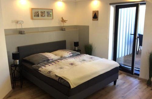 Trappenkamp Apartment | Top-Rated Michaelas HUUS: Pet-Friendly Stay by the Sea