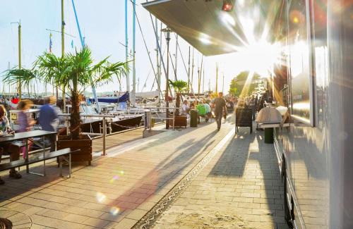 Trappenkamp Apartment | Top-Rated Michaelas HUUS: Pet-Friendly Stay by the Sea