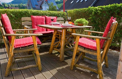 Munstertal Apartment | Cozy 1-Bedroom Apartment with Kitchen and Breakfast Included