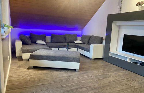 Dornsteinbach Apartment | Scenic Ferienwohnung mit Ausblick: Family-Friendly Retreat