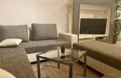 Dornsteinbach Apartment | Scenic Ferienwohnung mit Ausblick: Family-Friendly Retreat