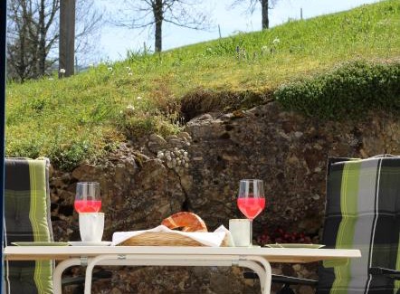 Steibis Apartment | Scenic Retreat in Steibis with Child-Friendly Amenities