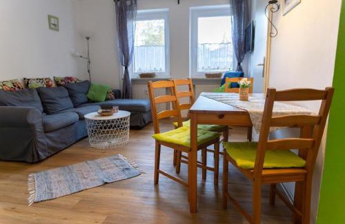 Weissenstadt Apartment | Cozy Apartment with Balcony and Two Bedrooms for Families