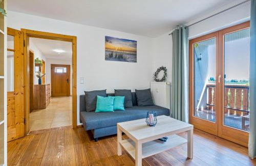 Edling Apartment | Mountain View Apartment: Family-Friendly Retreat