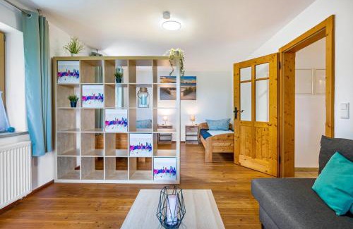 Edling Apartment | Mountain View Apartment: Family-Friendly Retreat