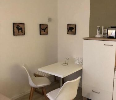 Weilmunster Apartment | Scenic Feldberg View Apartment for Family Getaways