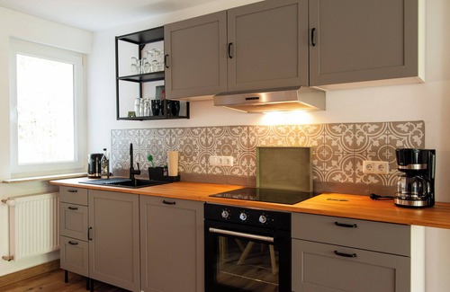 Birkelback Apartment | Family-Friendly 2-Bedroom Retreat with Kitchen & Breakfast