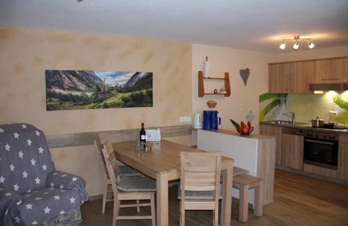 Mitterfirmiansreut Apartment | Relaxing Apartment with Terrace, Grill & Sauna Access