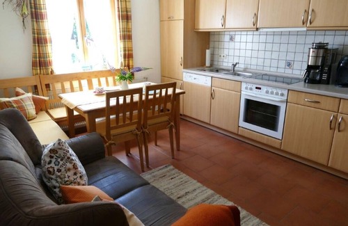 Absberg Apartment | Cozy Retreat with Private Terrace and Child’s Room