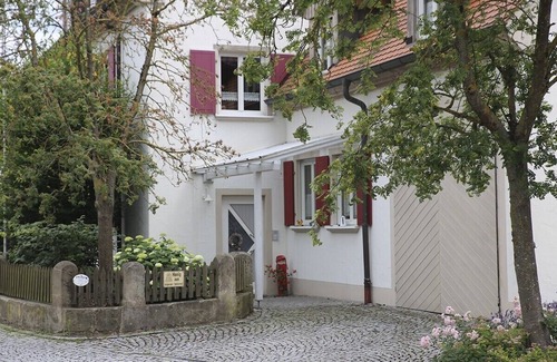 Absberg Apartment | Cozy Retreat with Private Terrace and Child’s Room