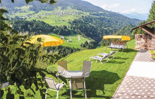 Blons Apartment | Scenic Ferienwohnung mit Panoramab - Family-Friendly Escape