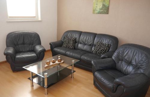 Milmersdorf Apartment | Pet-Friendly Ferienwohnung with Terrace in Uckermark
