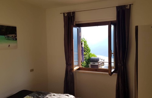 Voltino Apartment | Lakeview Retreat in Limone: Perfect for Families and Couples