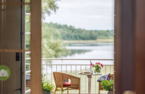 Kratzeburg Apartment | Family-Friendly Retreat in Müritz National Park, Rated 10/10