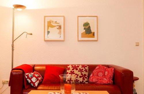 Bergisch Gladbach Apartment | Pet-Friendly Ferienwohnung Mittendrin with High Guest Ratings