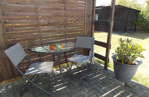 Gerswalde Apartment | Cozy Ferienwohnung Mohnblume with Fireplace & Family Amenities