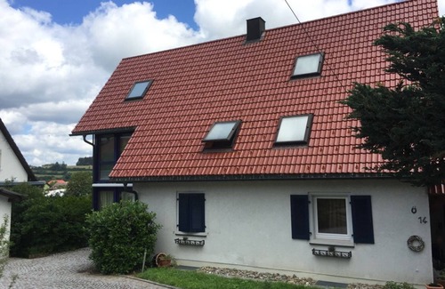Braeunlingen Apartment | Guest Rated 10/10: Ferienwohnung Moni with Wintergarten