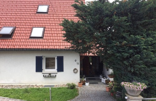 Braeunlingen Apartment | Guest Rated 10/10: Ferienwohnung Moni with Wintergarten