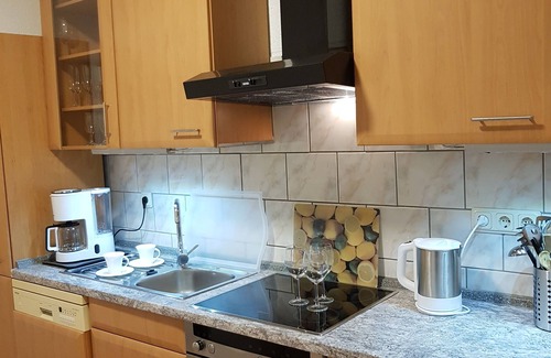 Wallerfangen Apartment | Top-Rated Ferienwohnung for Business Travelers & Families