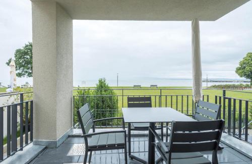 Langenargen Apartment | Experience Ferienwohnung Montfort: 4-Star Family Getaway