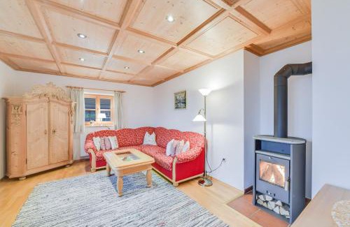 Wackersberg Apartment | Family-Friendly Retreat at Ferienwohnung Morgenrot