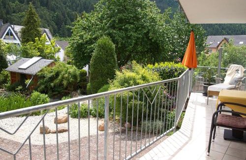 Traben-Trarbach Apartment | Pet-Friendly Ferienwohnung-Mosel with Oceanfront Views