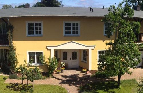 Benz Apartment | Top-Rated Ferienwohnung Muehlenblick for Families