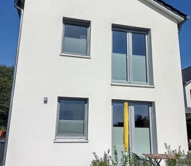 Taferrot Apartment | Child-Friendly Retreat at Ferienwohnung Mundry - Rated 9.4/10