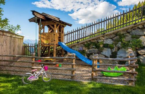 Gerlosbergeben Apartment | Family-Friendly Ferienwohnung Natural A with Great Reviews