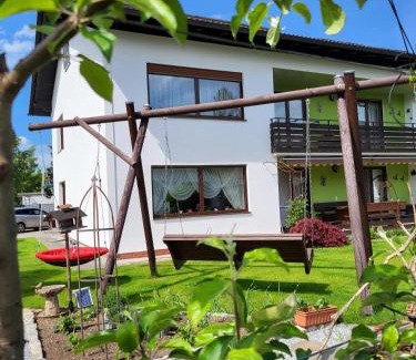 Eggstatt Apartment | Top-Rated Family-Friendly Stay at Ferienwohnung Neubauer