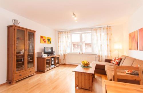 Furth-Mitte Apartment | Pet-Friendly Retreat at Ferienwohnung Neuss - Rated 8.7/10