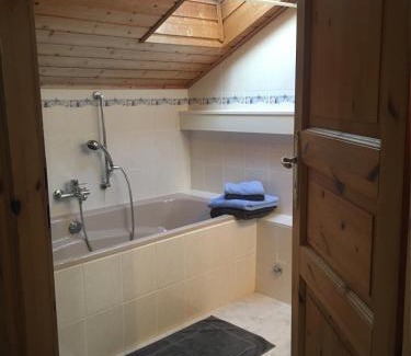 Chieming Apartment | Pet Friendly Getaway at Ferienwohnung Nimscholz