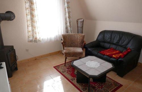 Hohen Viecheln Apartment | Pet-Friendly Escape at Ferienwohnung Nina in Hohen Viecheln