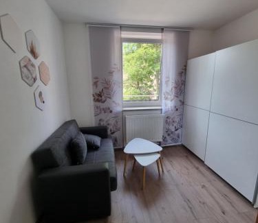 Merseburg Apartment | Family-Friendly Ferienwohnung Noah for Memorable Getaways