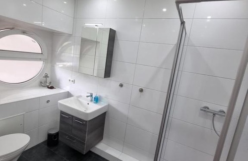 Merseburg Apartment | Family-Friendly Ferienwohnung Noah for Memorable Getaways