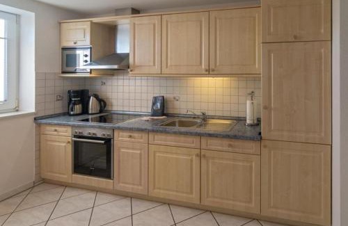Norddeich Apartment | Family-Friendly Ferienwohnung Noerddiek with Ocean Views