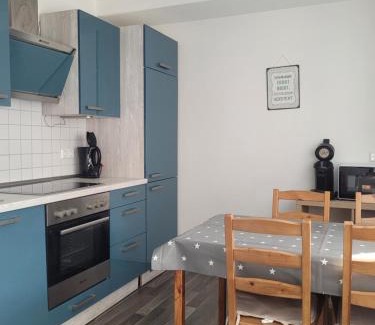 Tengen Apartment | Ferienwohnung Nora