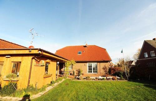 Warsingsfehn Apartment | Child-Friendly Retreat at Ferienwohnung Nordbrock, 9.1/10
