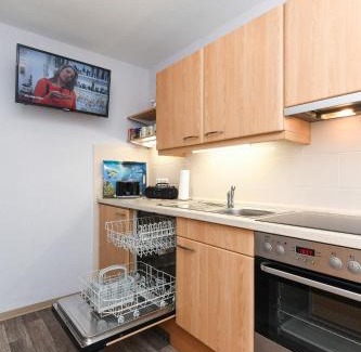 Holtriem Apartment | Guest Rated 9.3 - Discover Ferienwohnung Nordmoor Today